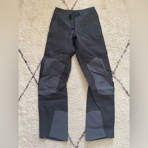Gray Northface Goretex Summit Series snow pants